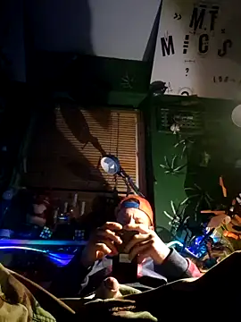 MODEST11 MMiILOO AMARO online show from April 5, 3:58 am