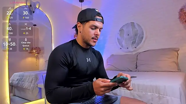 thiago mercer online show from October 28, 10:07 am