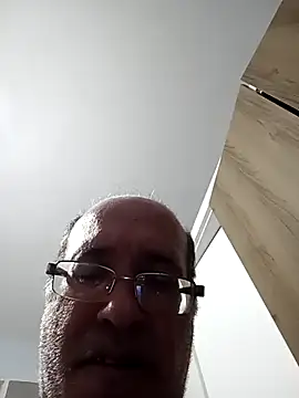 doadordeleitinho online show from July 24, 1:51 pm
