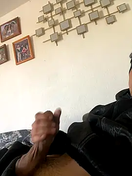 Arce92 online show from October 31, 7:50 pm