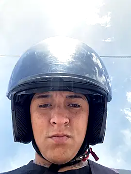 Jrivera22 online show from November 10, 5:29 pm