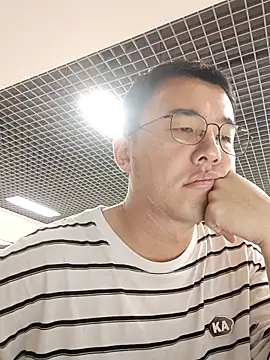 nnnnnan9527 online show from September 11, 2:32 am