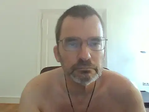 stallionrider88 online show from June 20, 2:44 pm