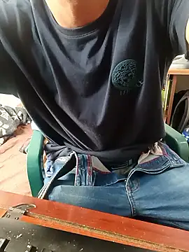 pajaito xl online show from January 17, 8:11 pm