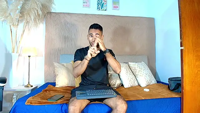 MaicolParker  online show from July 27, 12:12 pm