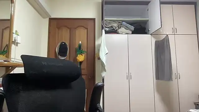 Passionatetwink2 online show from January 17, 4:10 pm