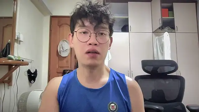 Passionatetwink2 online show from October 6, 9:36 am