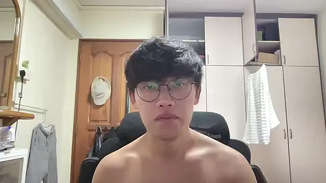 Passionatetwink2 online show from June 21, 8:53 am