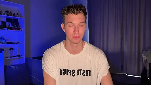 yoursaotome online show from September 18, 9:44 am