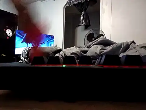 swallowsall6969 online show from September 26, 9:01 pm