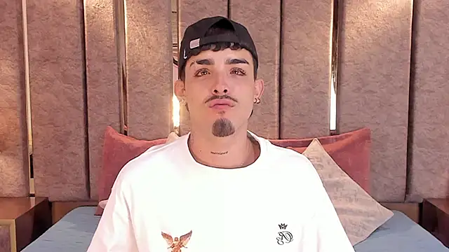 NikoStone  online show from April 2, 3:04 am