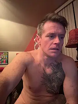 DILFiGuess11 online show from February 15, 7:51 am