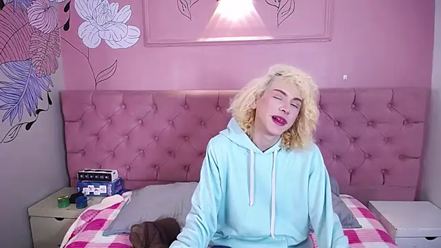 Aaron Fordd online show from December 16, 1:07 pm