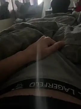 ekfjejwir online show from November 24, 1:12 pm