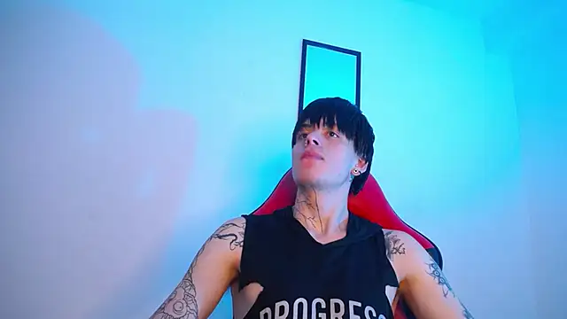 Anhonymus  online show from December 4, 3:35 am