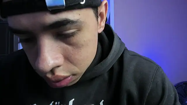 Muscle Scott online show from February 22, 2:29 pm