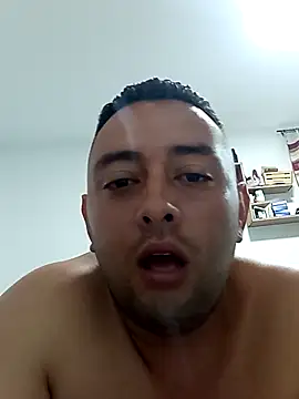 angelitocalientico online show from October 3, 12:21 pm