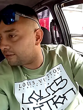 angelitocalientico online show from October 4, 4:12 pm