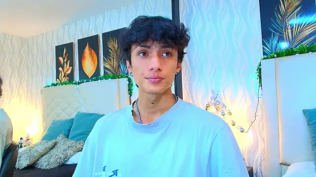 Lean Portman online show from December 3, 9:21 pm