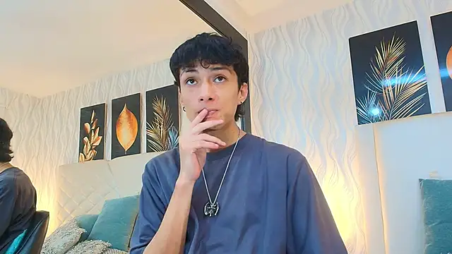 Lean Portman online show from February 6, 8:39 pm