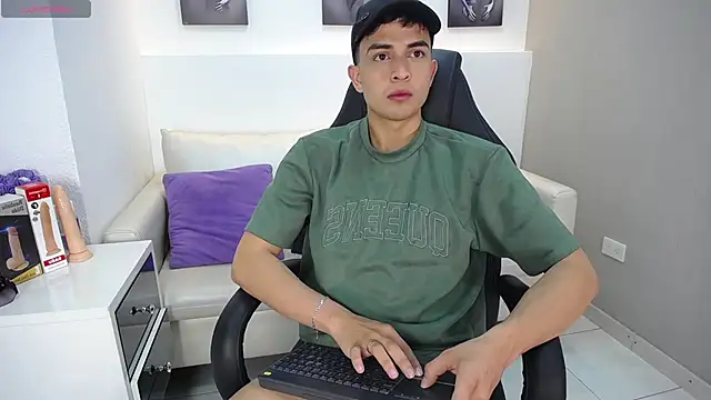 Cady Hot online show from December 16, 8:27 pm