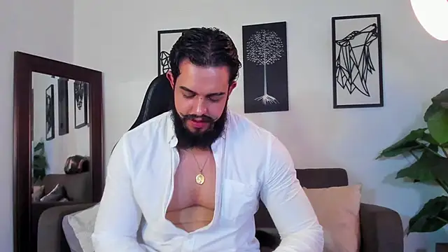 Justin kingX7 online show from July 28, 5:15 am