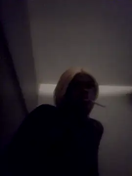 Cocoaversace302 online show from September 10, 7:40 am