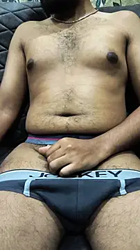 hunk7714 online show from December 4, 5:42 pm