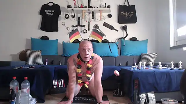 Sklave-Sille online show from June 24, 4:10 pm