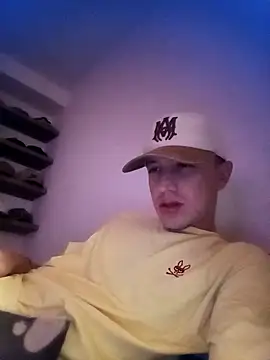 DebutingPathway online show from October 27, 5:26 pm