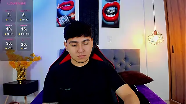 Nicolas James Sc online show from October 31, 2:09 pm