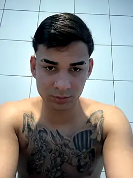 Snapshot of condenovin chatting on September 27, 12:41 am condenovin online show from September 27, 12:41 am