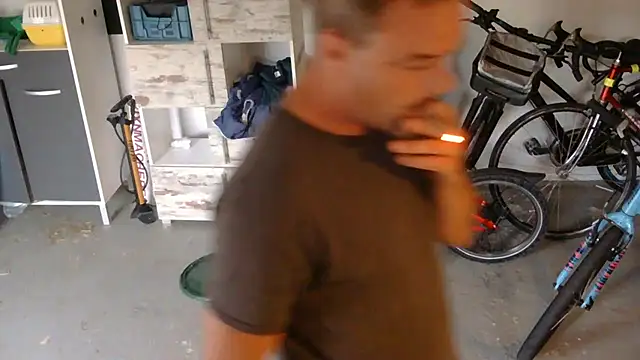 EdelHolz91 online show from July 16, 6:48 pm