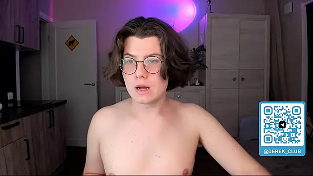 Derek Shameless online show from June 29, 8:53 pm