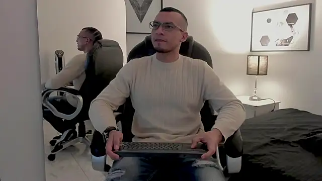 johan miller0 online show from December 22, 5:59 am