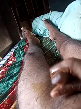 pus ylover online show from November 20, 5:40 am