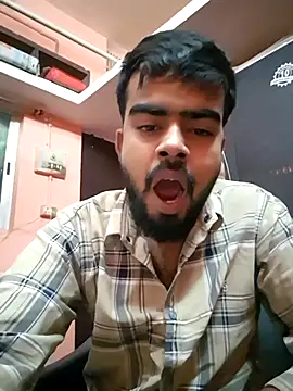 soniriyaa010101 online show from December 3, 1:28 pm