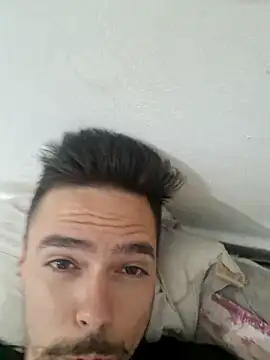 Snapshot of Arthur_Rj_21 chatting on October 30, 10:55 pm Arthur Rj 21 online show from October 30, 10:55 pm