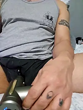 maxelbueno online show from September 17, 3:18 am