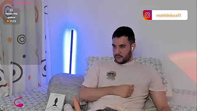 matti de lucaa online show from November 28, 6:21 pm