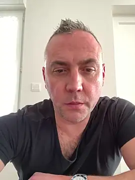 Marronglace1 online show from March 2, 2:57 pm