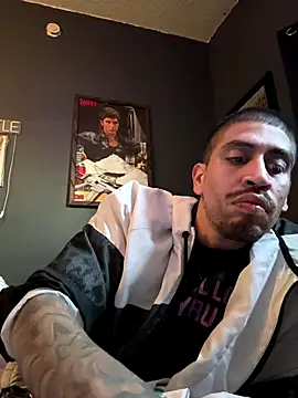 busnfatnutsLildee online show from December 13, 11:44 pm