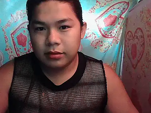 Huntrix2025 online show from May 31, 10:11 pm