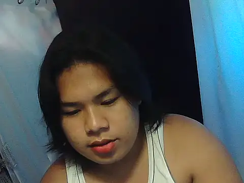 Huntrix2025 online show from March 27, 8:26 am