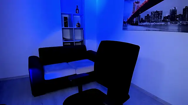 Jace Thorne online show from November 29, 4:36 am