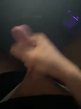 jstntz online show from November 5, 10:45 pm