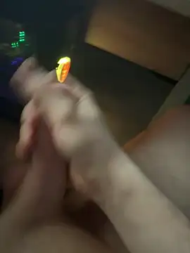 jstntz online show from February 26, 11:06 pm