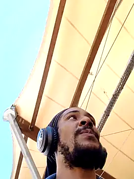 Mikaaa97 online show from April 8, 11:53 am