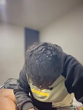 tomy hot20 online show from December 4, 3:13 am