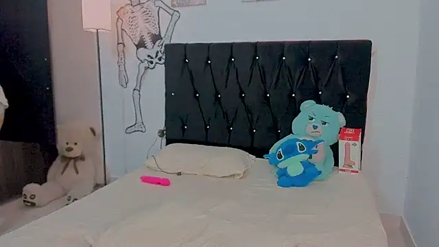 Zacktorres  online show from October 25, 10:11 pm